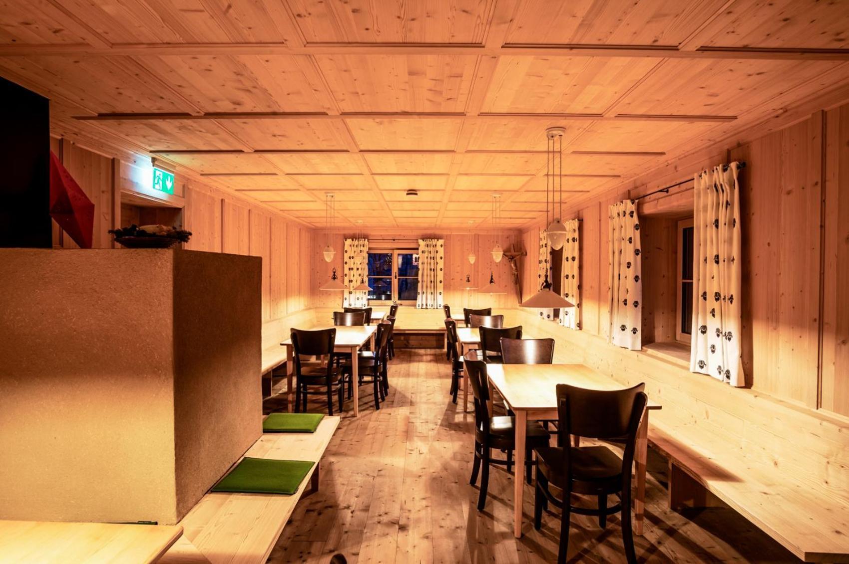 Alpen Select Lodge Kleinwalsertal Riezlern Exterior photo