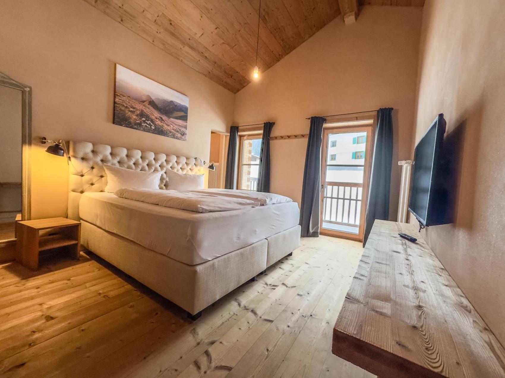Alpen Select Lodge Kleinwalsertal Riezlern Exterior photo