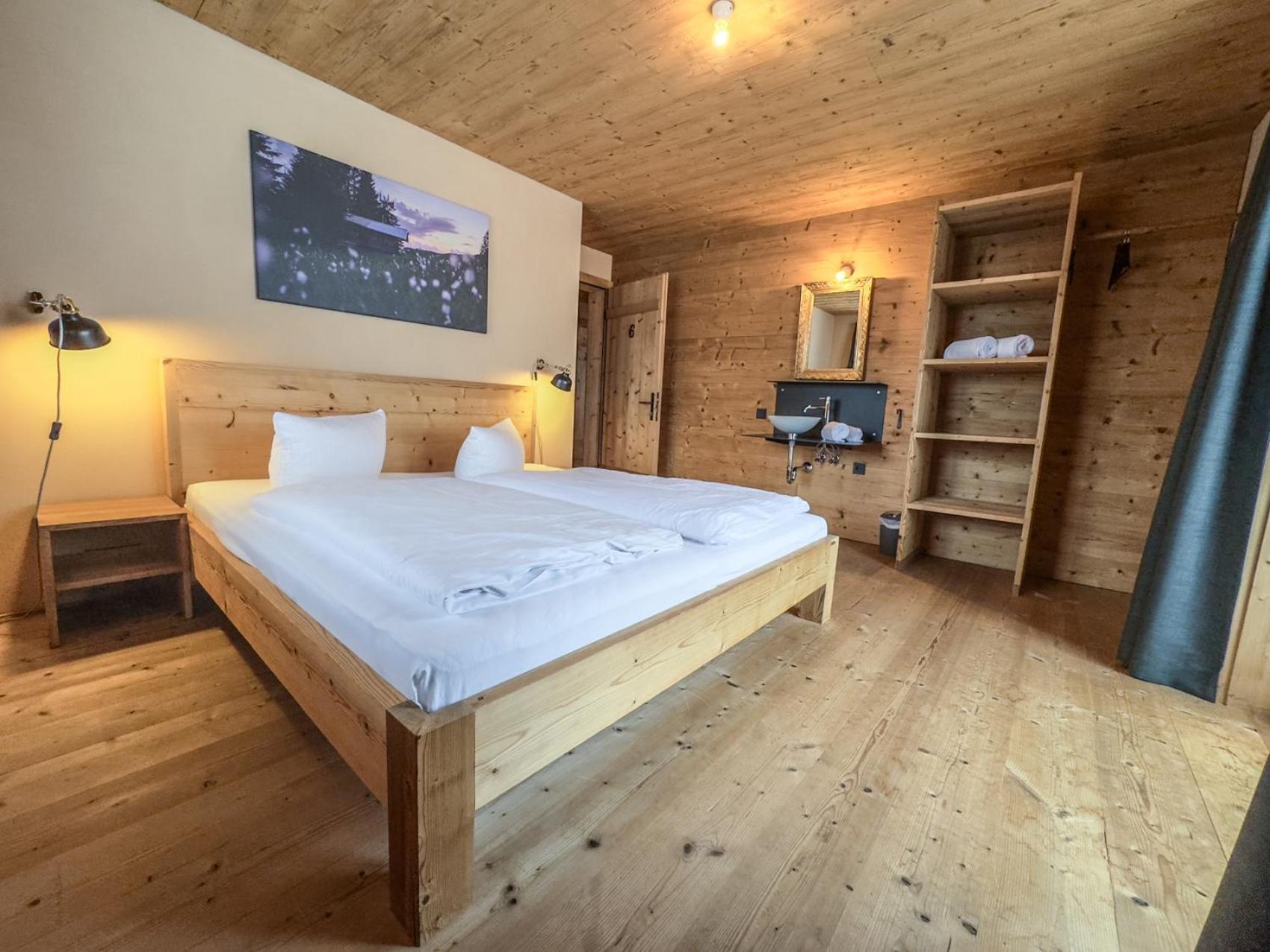 Alpen Select Lodge Kleinwalsertal Riezlern Exterior photo