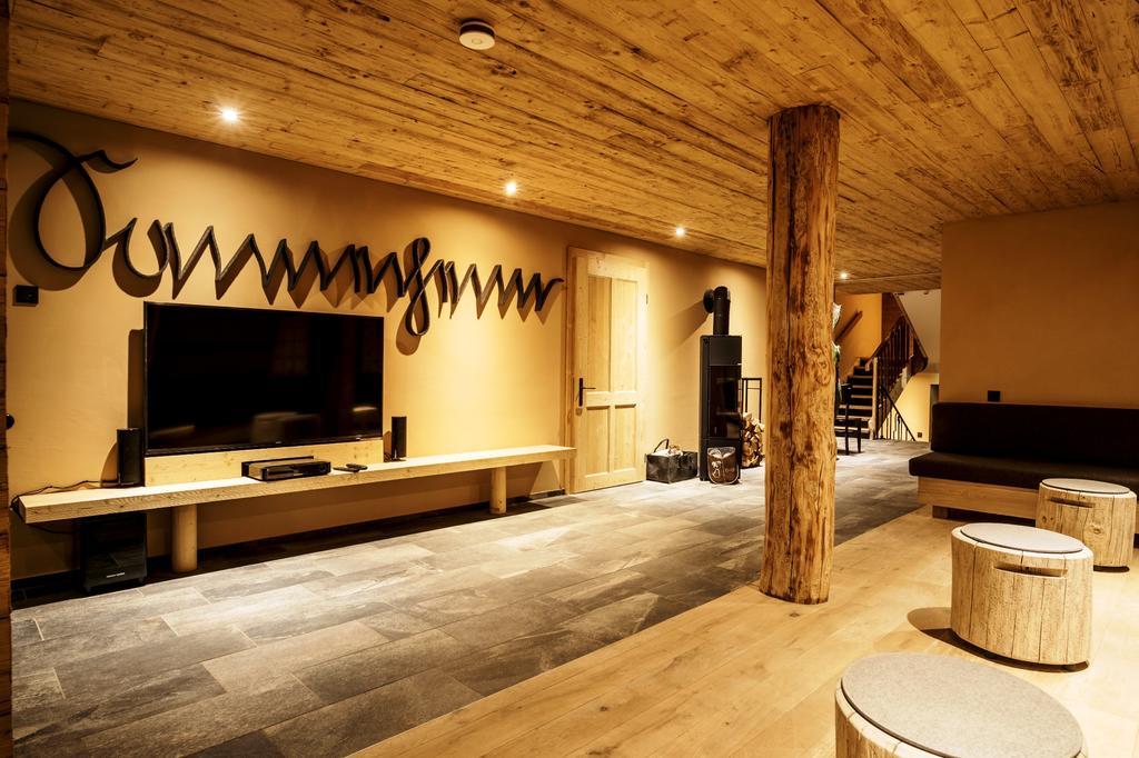 Alpen Select Lodge Kleinwalsertal Riezlern Exterior photo