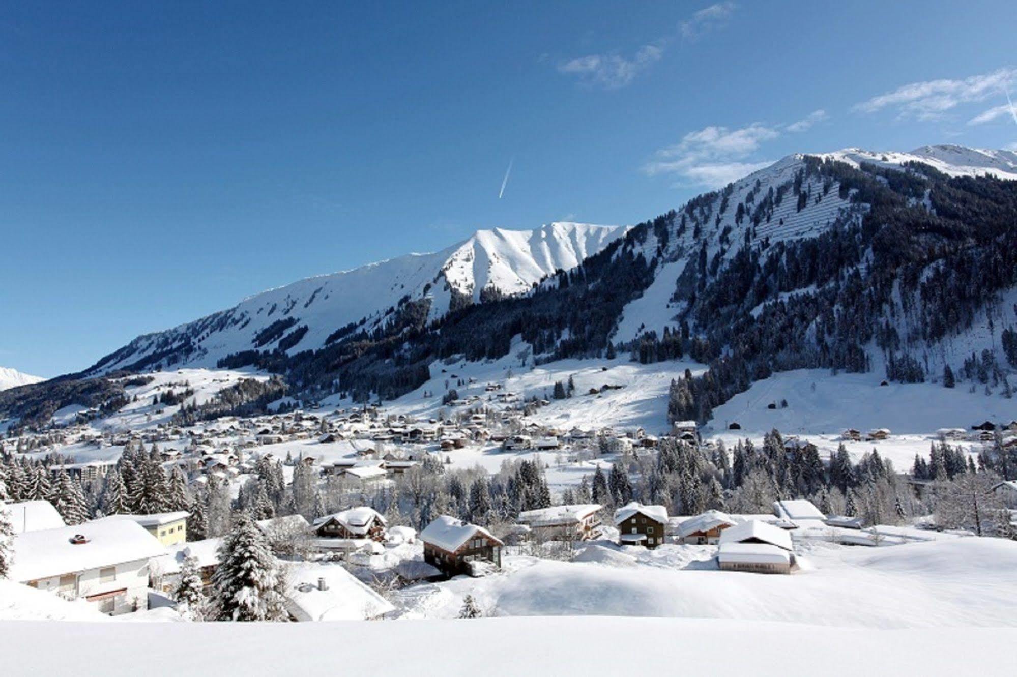 Alpen Select Lodge Kleinwalsertal Riezlern Exterior photo