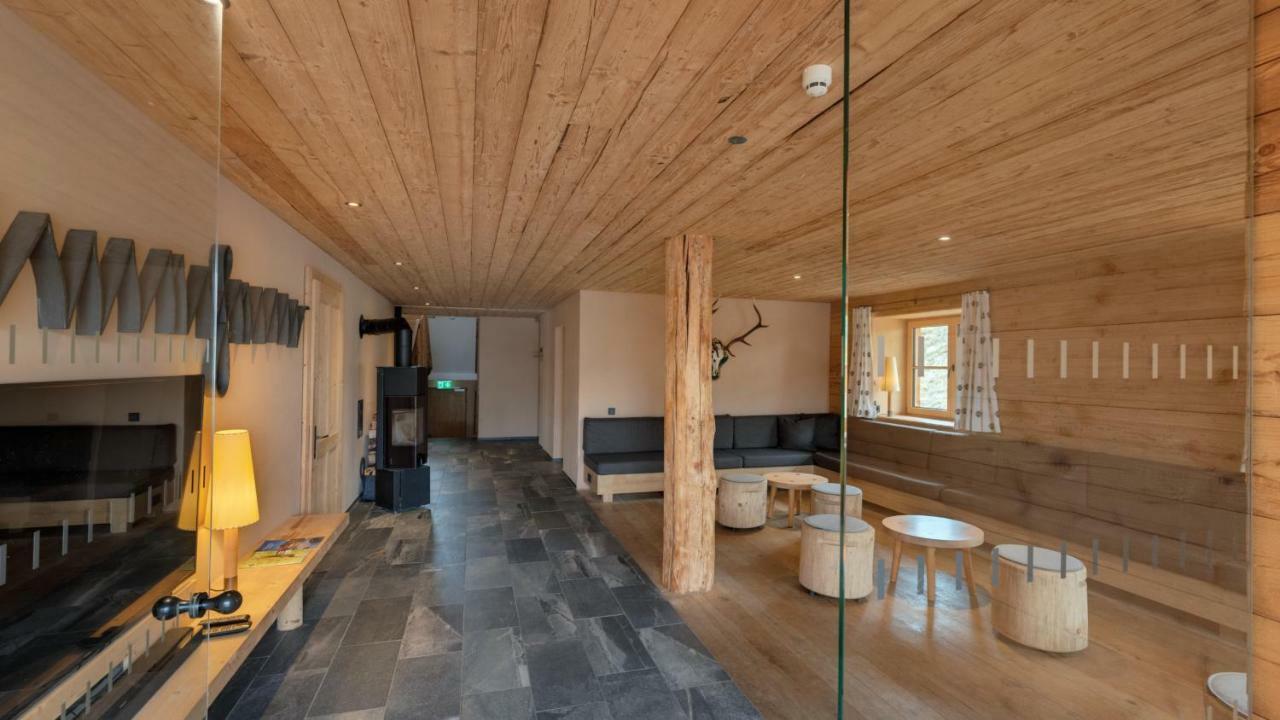 Alpen Select Lodge Kleinwalsertal Riezlern Exterior photo